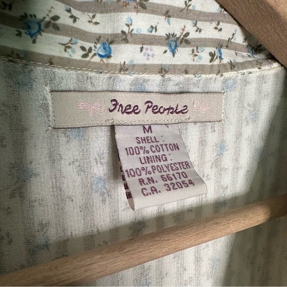 Free People | Vintage Floral V-neck Empire Waist 90’s Y2K Dress Size Medium - Picture 6 of 7